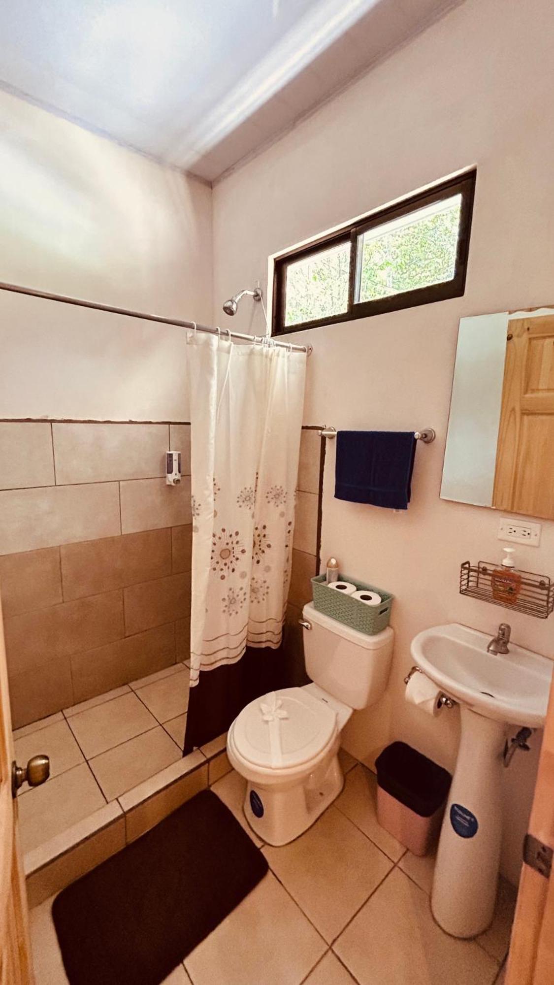Casa Encantada Offers You Two-Bedroom House, 1 Tiny Apartment & 3 Double Rooms Мануель-Антоніо Екстер'єр фото